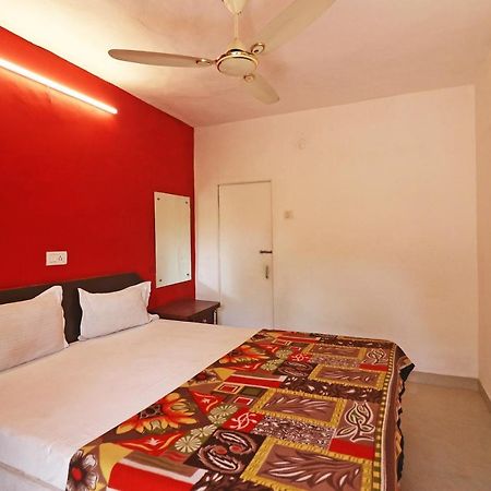 Spot On 48690 Hotel Host Agra  Luaran gambar